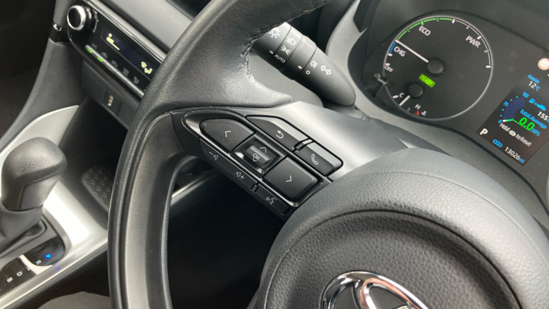 Toyota Yaris 1.5 Hybrid Icon 5dr CVT Hybrid Hatchback